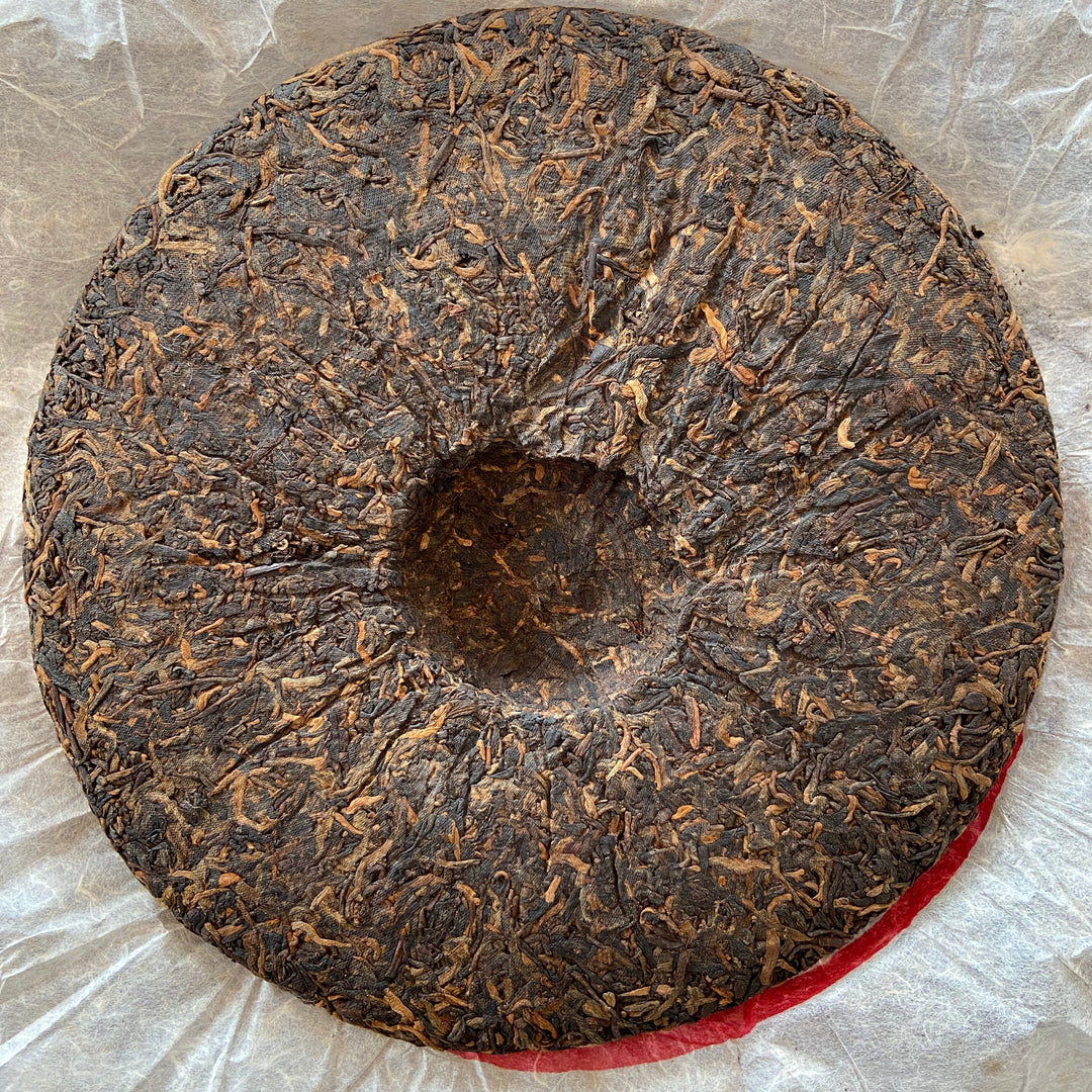 2005 LiMing "Gong Ting Pu'Er" (Tribute Tea) Cake 357g Puerh Shou Cha Ripe Tea, Meng Hai.