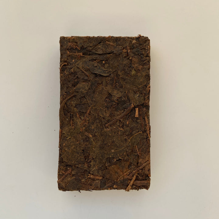 1992 CNNP - AnHua "Hei Zhuan Cha" (Dark Brick Tea) 380g Tea, Dark Tea, Hunan Province.