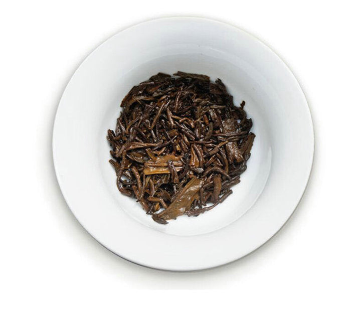 2014 DaYi "Jin Zhen Bai Lian" (Golden Needle White Lotus) Cake 357g Puerh Shou Cha Ripe Tea
