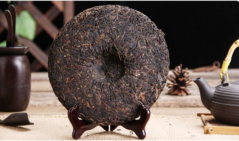 2007 DaYi "Hou Qing Bing" (Thick Green Cake) 500g Puerh Sheng Cha Raw Tea