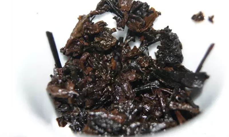 2016 DaYi "Yue Chen Yue Xiang" (The Older The Better) Cake 357g Puerh Shou Cha Ripe Tea