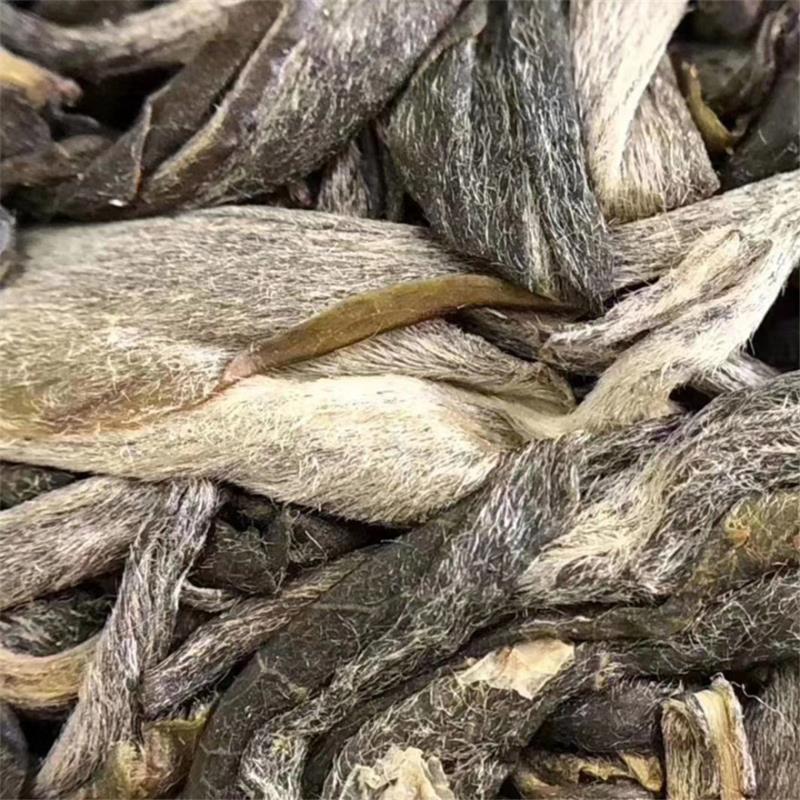 2020 ChenShengHao "Lao Ban Zhang" ( LBZ / Old Banzhang Village) Cake 125g / 357g / 1000g Puerh Raw Tea Sheng Cha