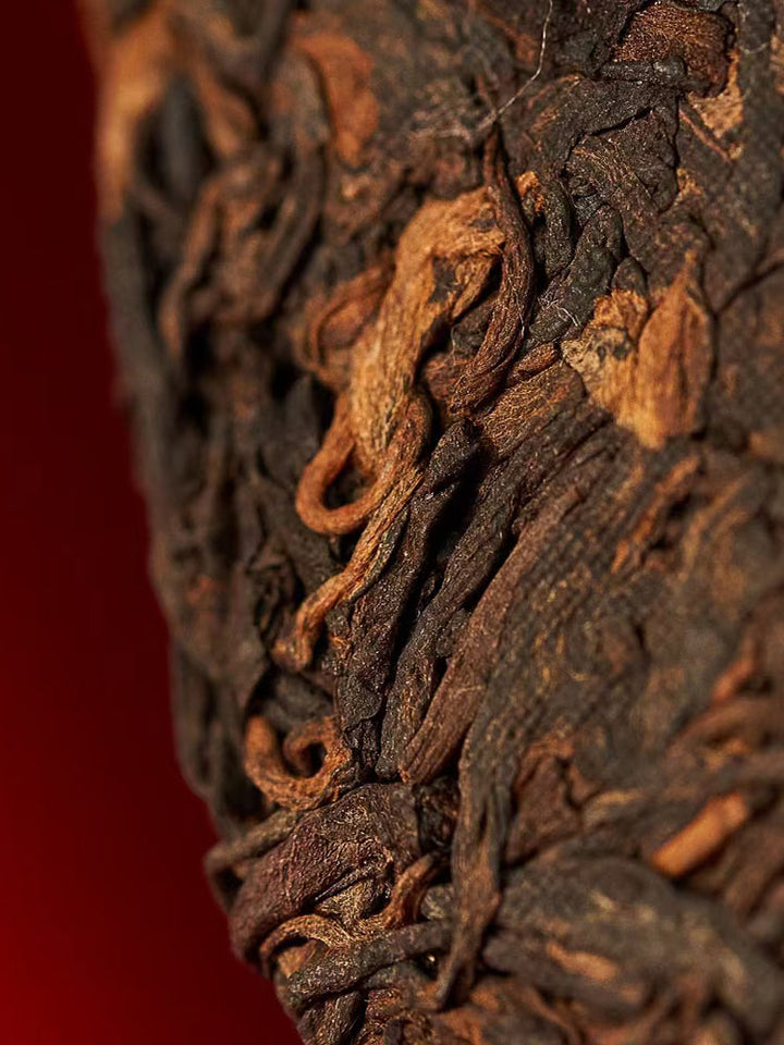 2023 DaYi "Da Yi Hong" (Red TAE) 357g Cake Puerh Shou Cha Ripe Tea