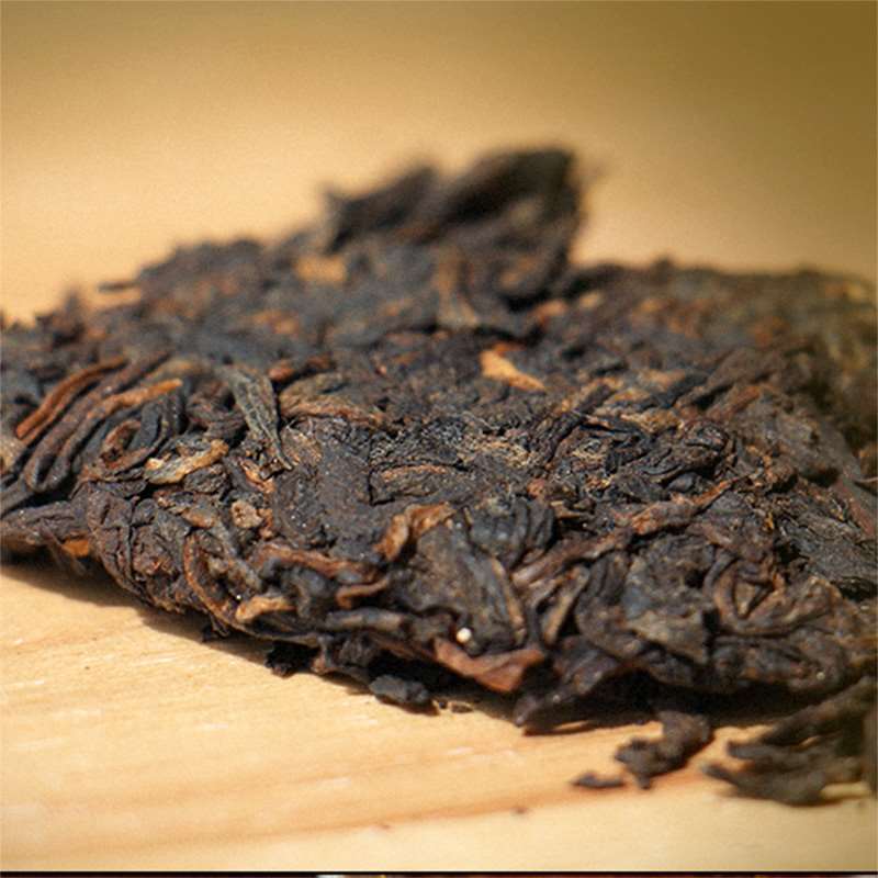 2015 DaYi "Yu Gong Yuan Cha" (Royal Tribute Round Tea) Cake 200g Puerh Shou Cha Ripe Tea