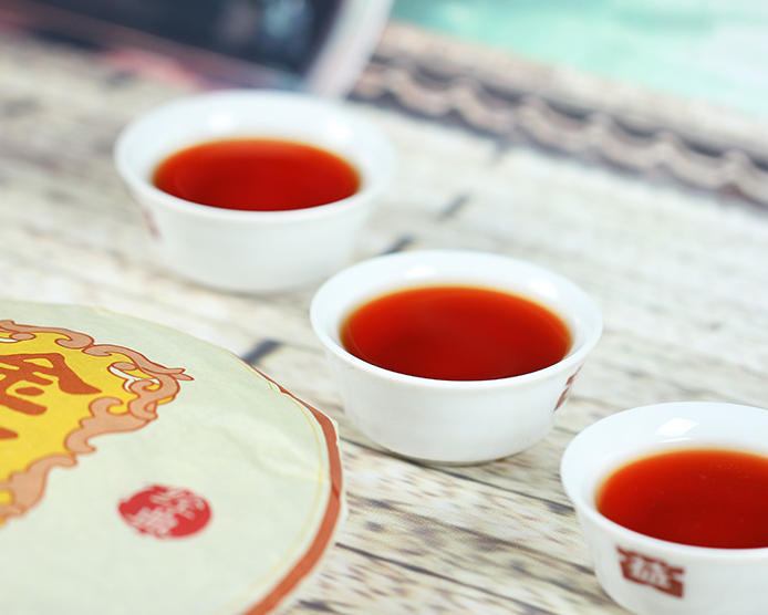 2016 DaYi "Jin Yu" (Golden Jade) Cake 357g Puerh Shou Cha Ripe Tea