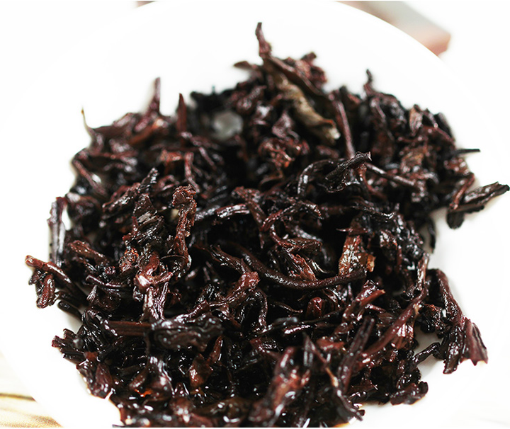 2016 DaYi "Jin Yu" (Golden Jade) Cake 357g Puerh Shou Cha Ripe Tea