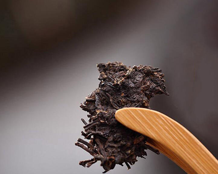 2005 DaYi "0532" Cake 200g Puerh Shou Cha Ripe Tea