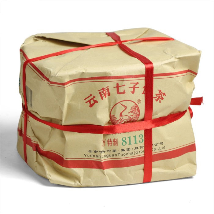 2011 XiaGuan "8113 Hong Dai Tie Bing" (Red Ribbon Iron Cake) 357g Puerh Raw Tea Sheng Cha