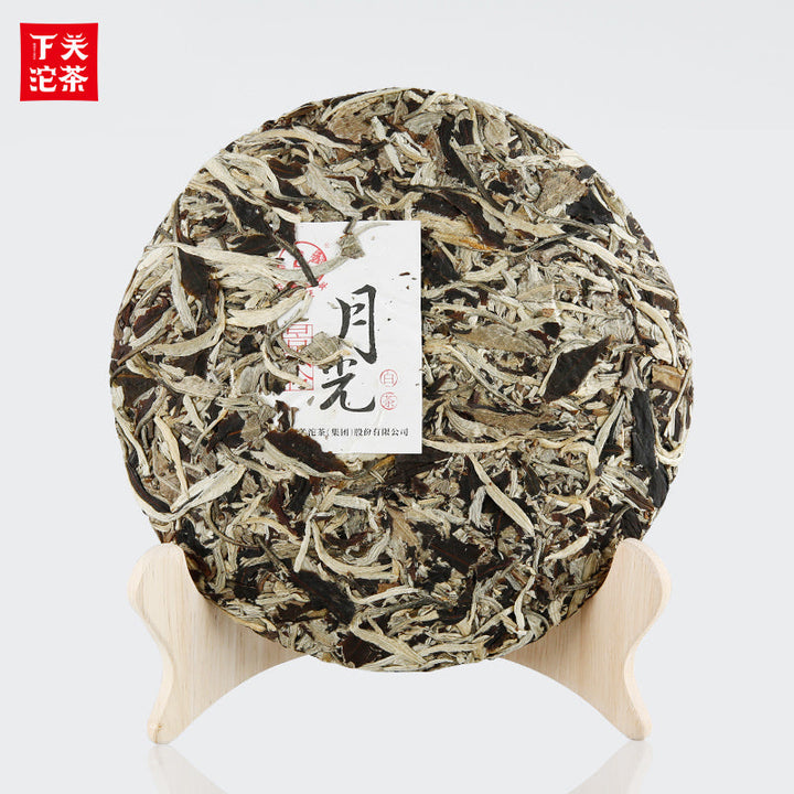 2017 XiaGuan "Yue Guang" (Moon Light) Cake 360g Bai Cha White Tea