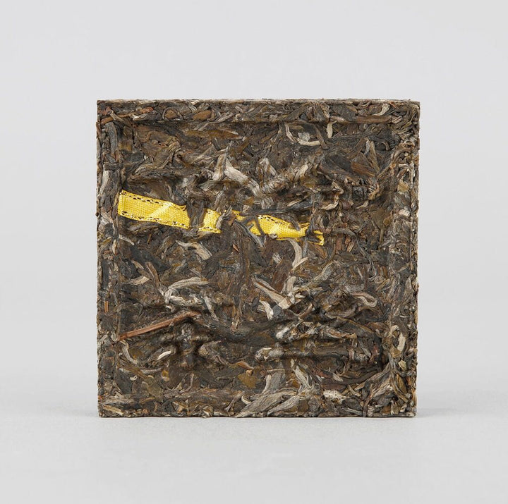 2017 XiaGuan "ShangPin JinSi DaXueShan" (Golden Ribbon Big Snow Mountain) Brick 100g Puerh Raw Tea Sheng Cha