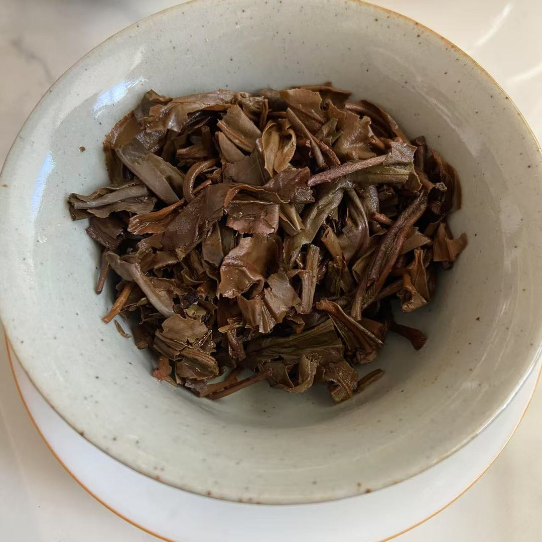 2011 FuJin "Qiu Cha Qing Bing" (Autumn Green Cake) 357g Puerh Sheng Cha Raw Tea
