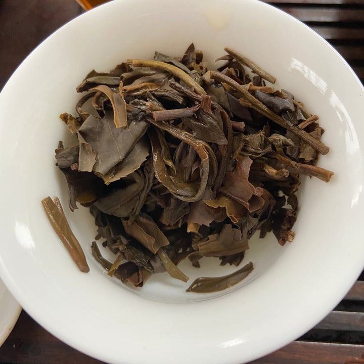 2008 JingLong "She De - Yi Wu Gu Shu" (Not Begrudge - Yiwu Old Tree) Cake 400g Puerh Raw Tea Sheng Cha