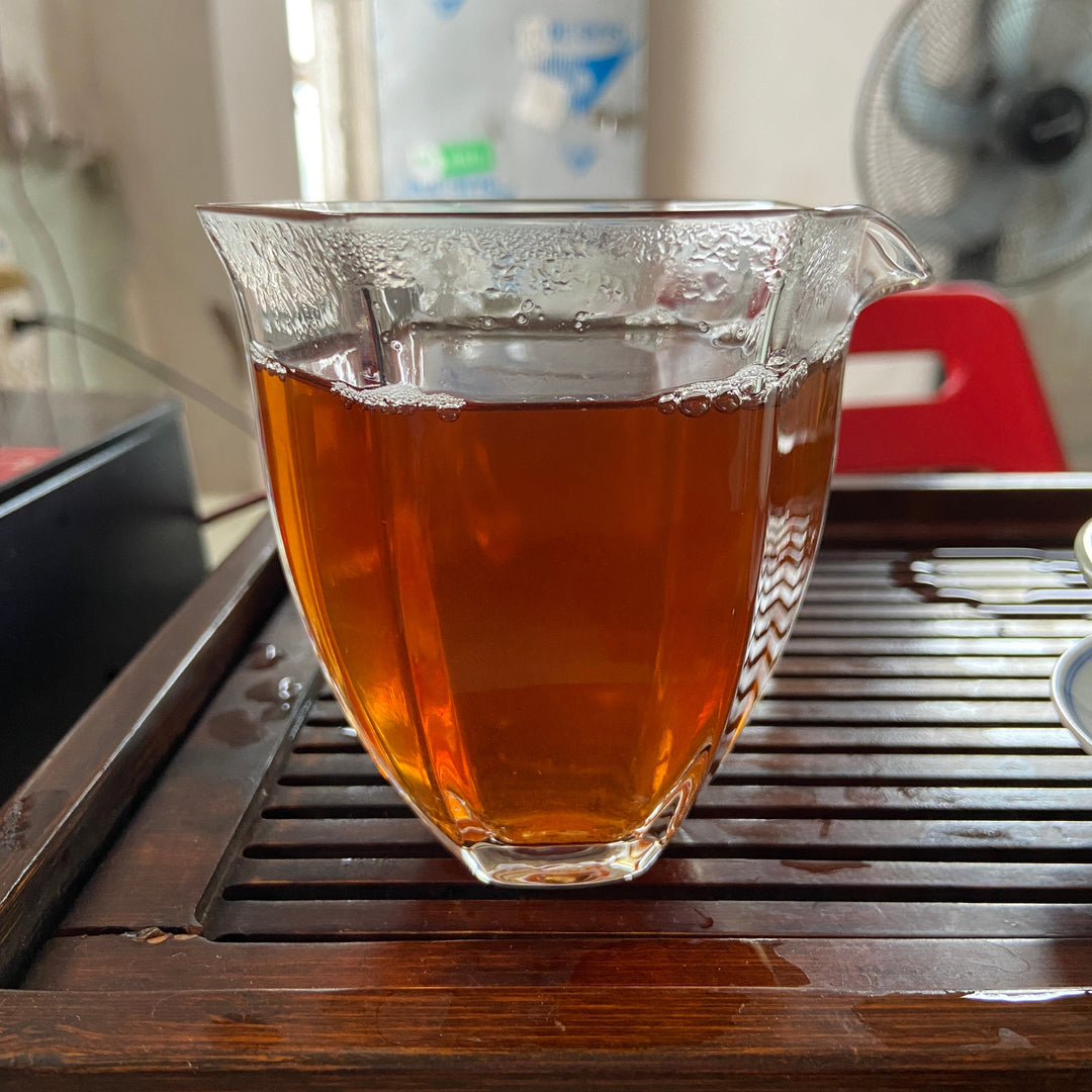2006 LiMing "Qiao Mu Gong Rui" (Tribute Arbor Tree - Bu Lang) Cake 357g Puerh Raw Tea Sheng Cha, Meng Hai.