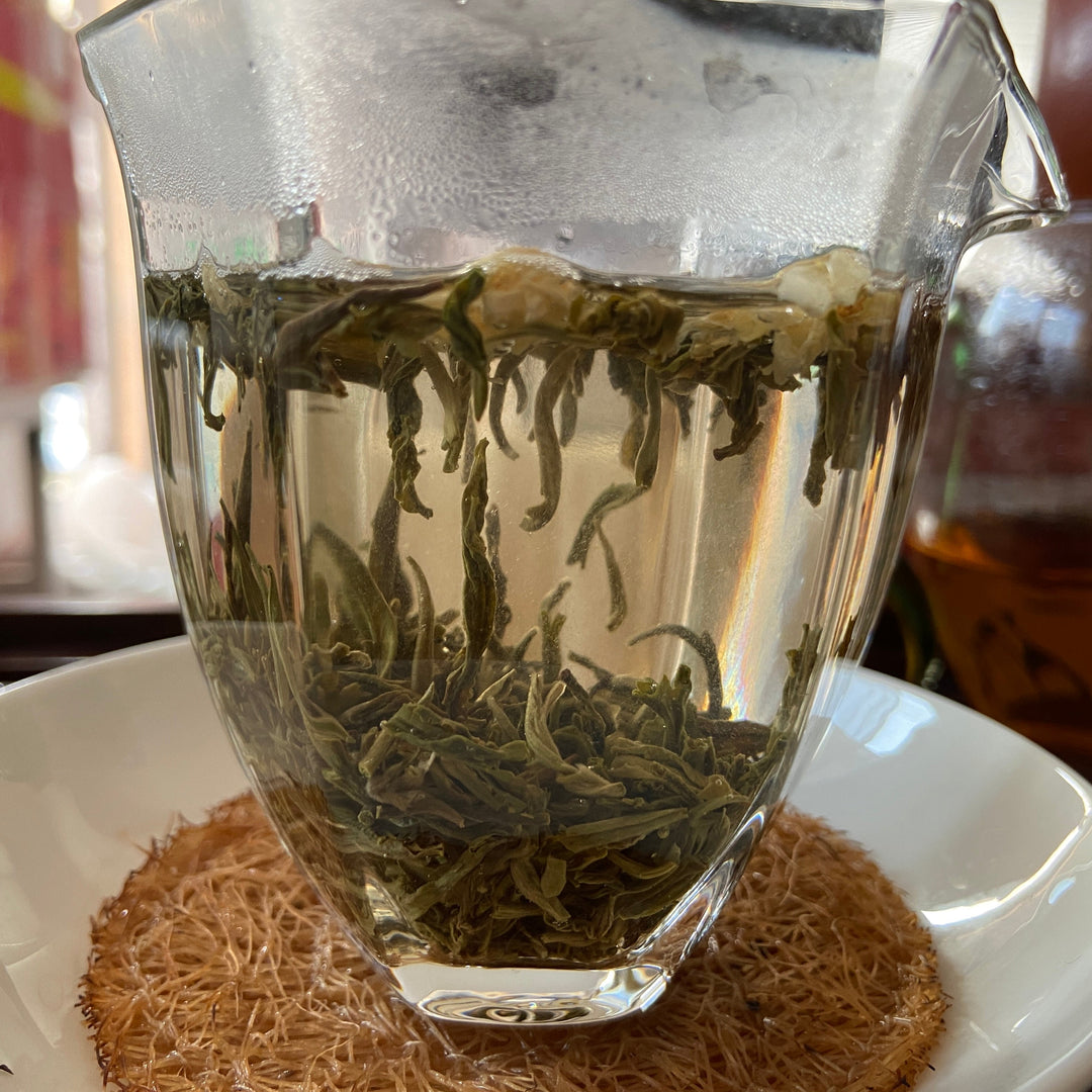 2022  "Mo Li Hua Cha" (Jasmine Flower - Green Tea) A+++ Grade, GuangXi Province.