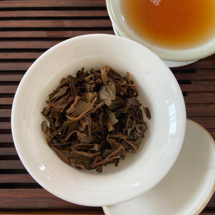 2007 LaoTongZhi "7038" (Early Spring Silver Buds) Cake 400g Puerh Sheng Cha Raw Tea