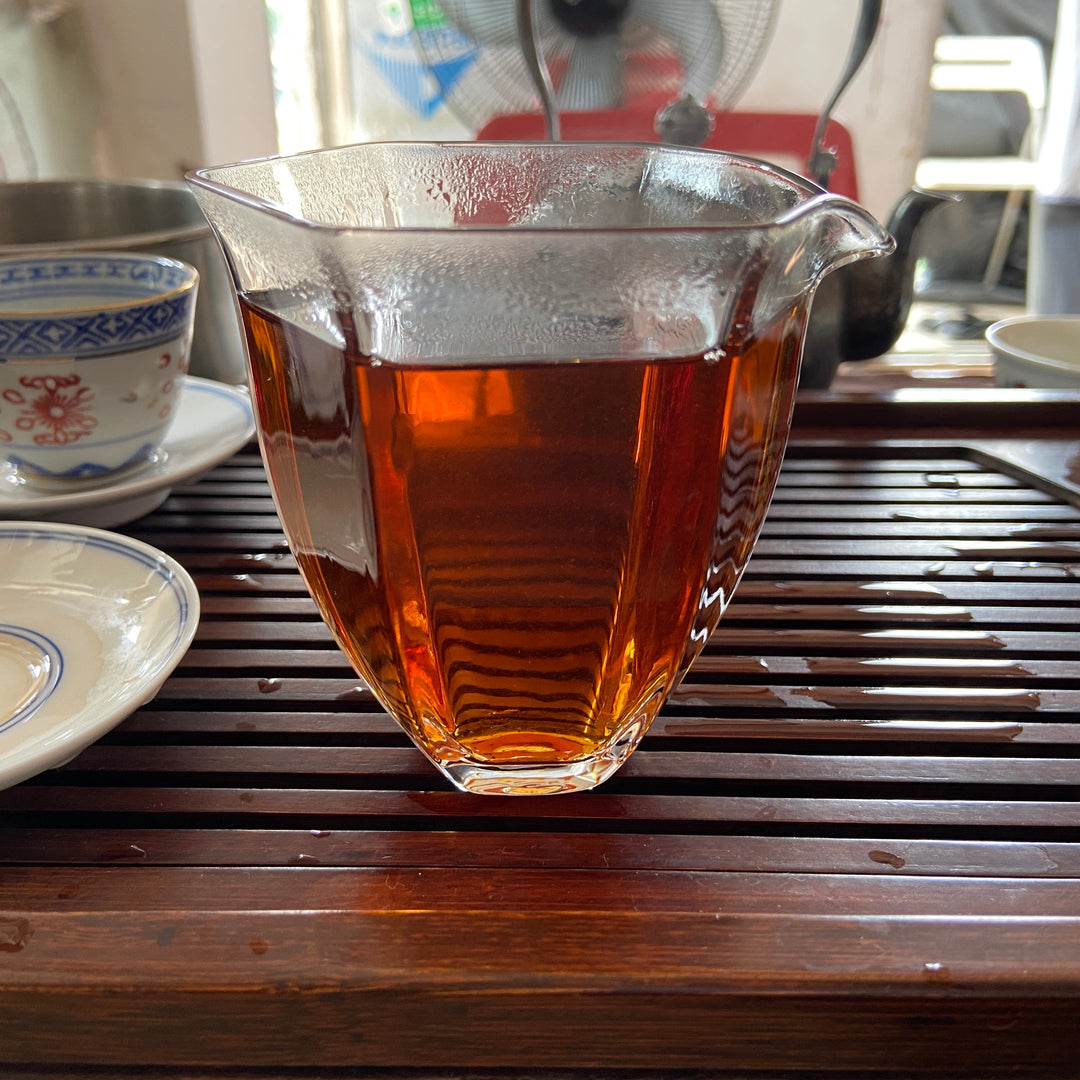 1999 CNNP Puerh - LaoTongZhi "Hong Yin - Cai Fei - Dan Fei" (Red Mark - Cut Mark - Single Fei) Cake 380g Puerh Raw Tea Sheng Cha