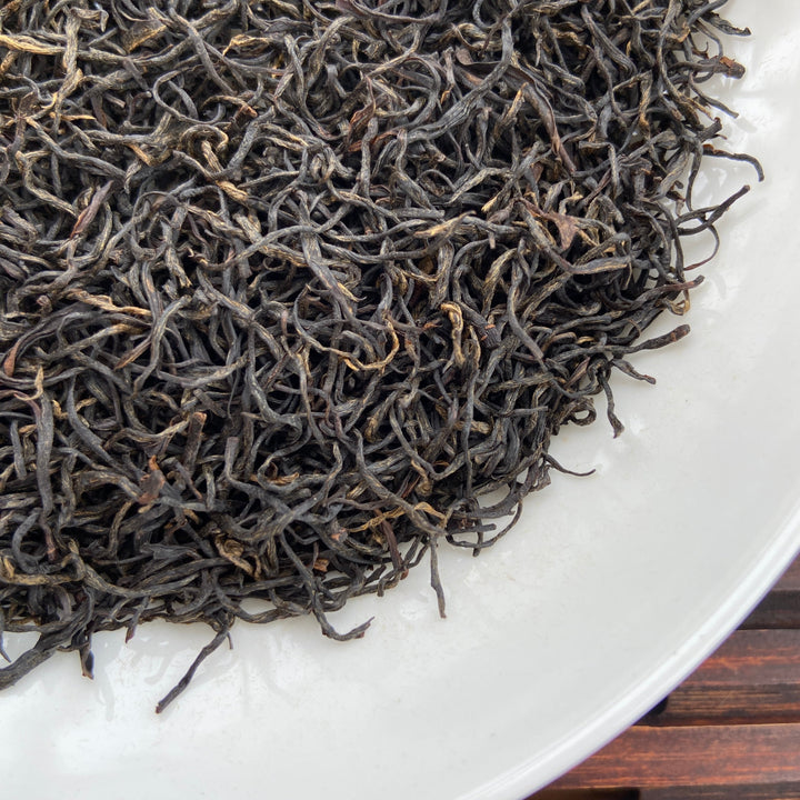 2024 Early Spring Black Tea "Jiu Qu Hong Mei - Nen Ya" (Jiuqu Red Plum - Tiny Bud) A++++ Grade, Long  Jing #43 Material ,Hong Cha, ZheJiang Province