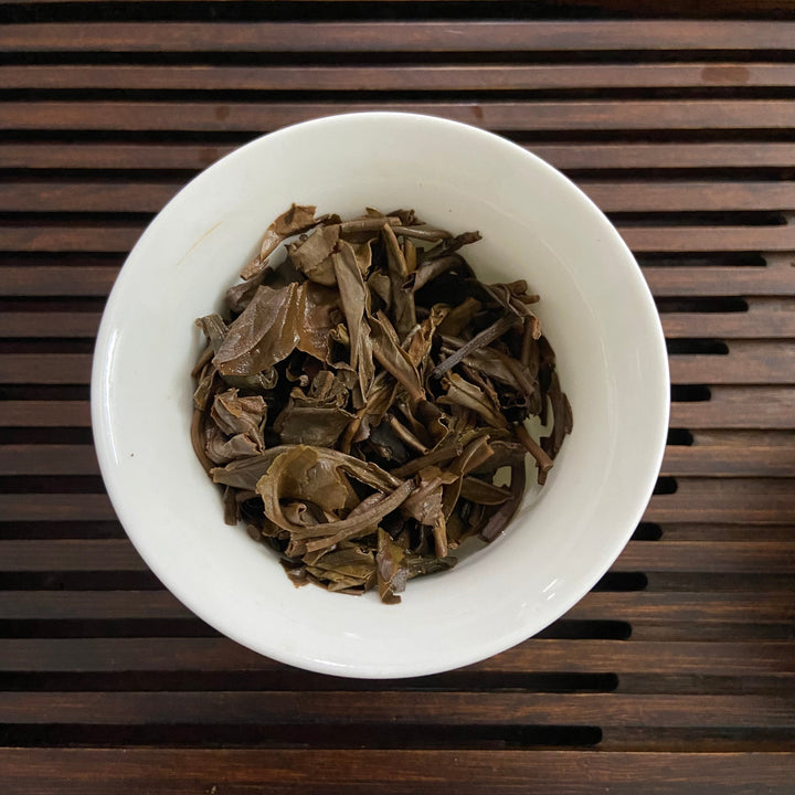2008 LiMing " Bu Lang Qiao Mu" (Bulang Arbor Tree) Cake 357g Puerh Sheng Cha Raw Tea