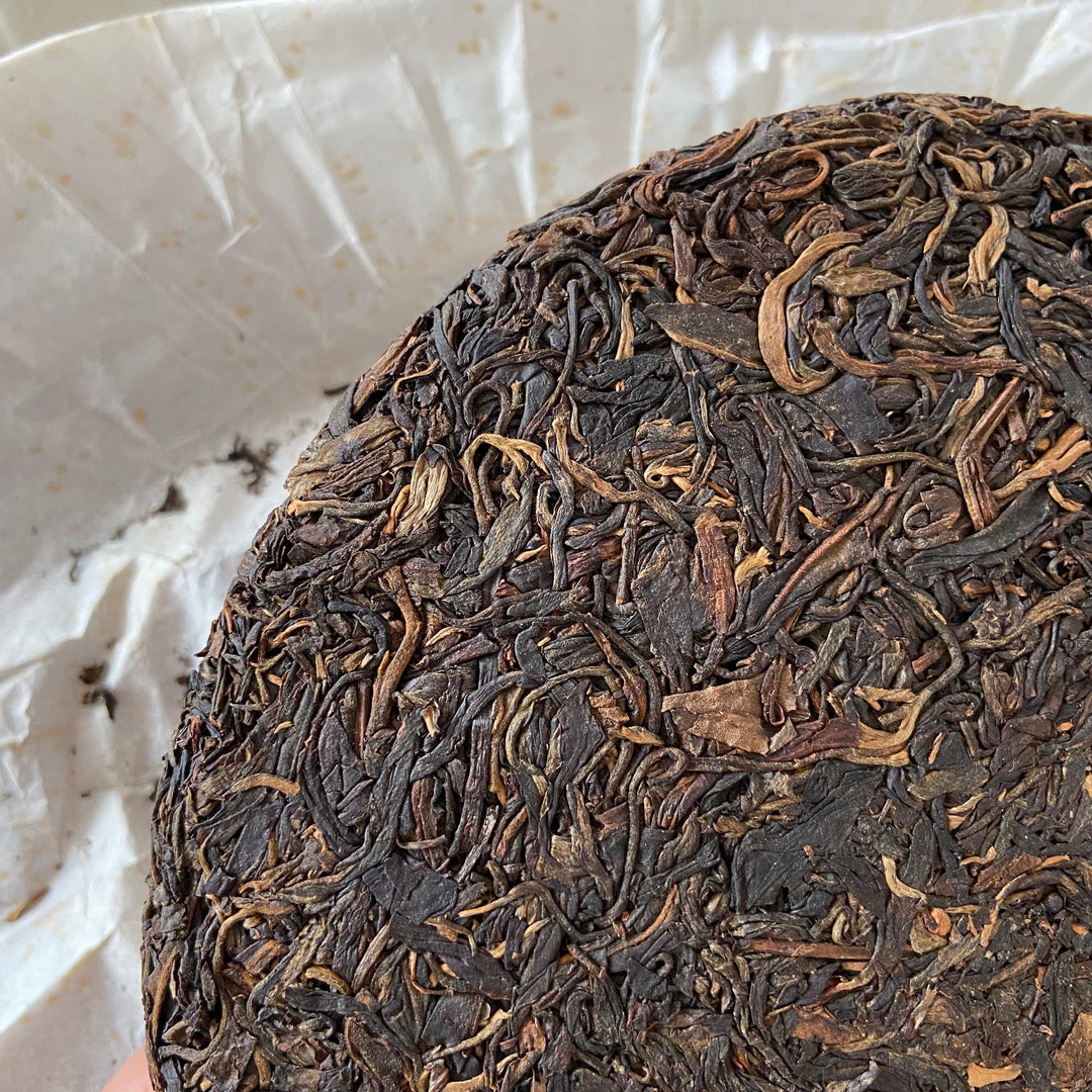 2010 ChangTai "Wei Rong Hao - Qing Chun He” (Harmony Spring) Cake 400g Puerh Raw Tea Sheng Cha