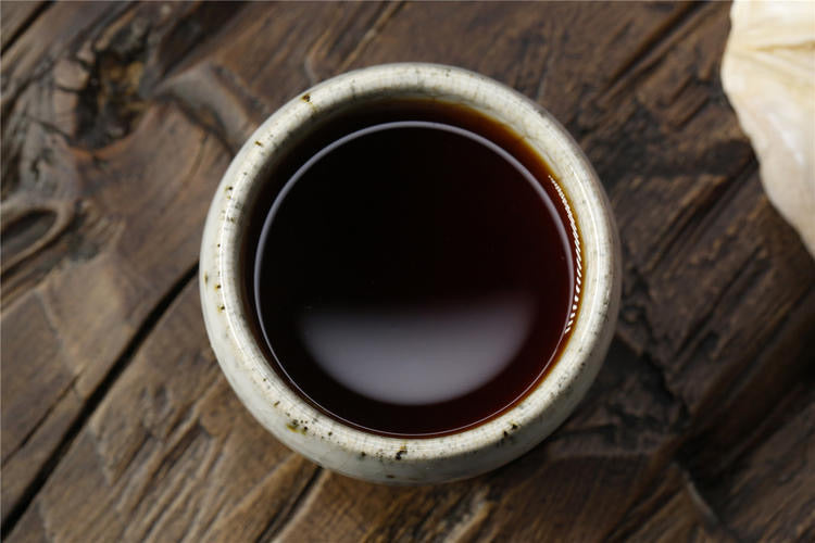 2013 LaoTongZhi "Liu Jin Sui Yue" (Golden Times) Cake 357g Puerh Shou Cha Ripe Tea
