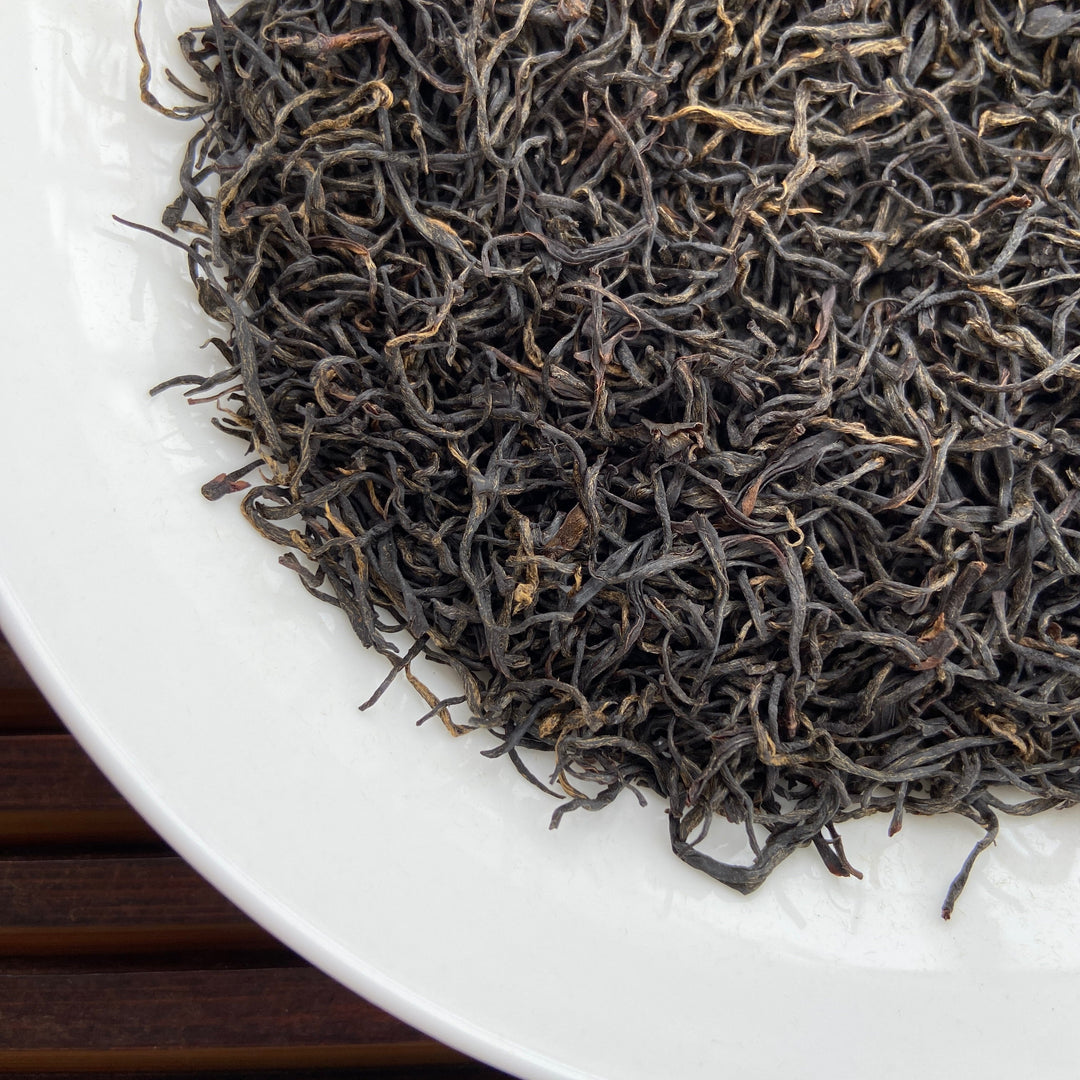 2024 Early Spring Black Tea "Jiu Qu Hong Mei - Nen Ya" (Jiuqu Red Plum - Tiny Bud) A++++ Grade, Long  Jing #43 Material ,Hong Cha, ZheJiang Province
